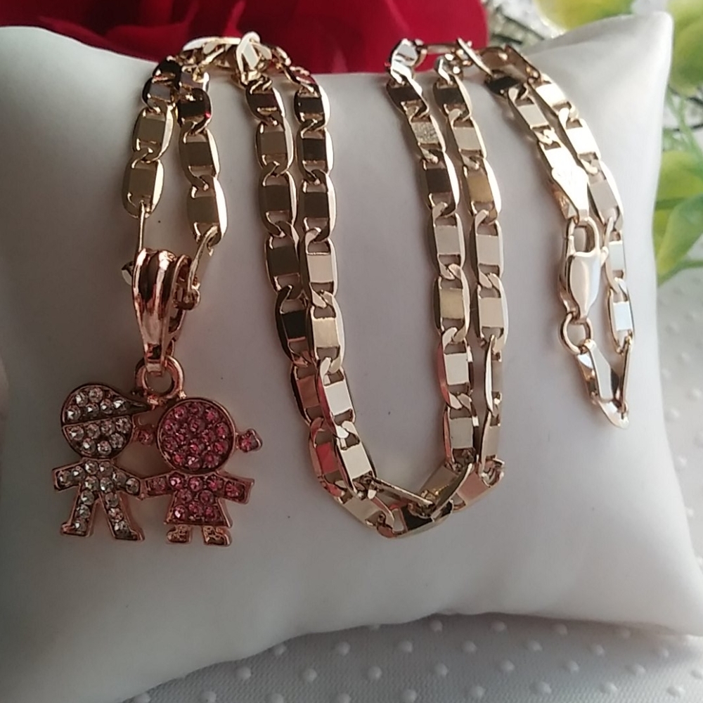 14k Gold plated chain with pendant boy and girl